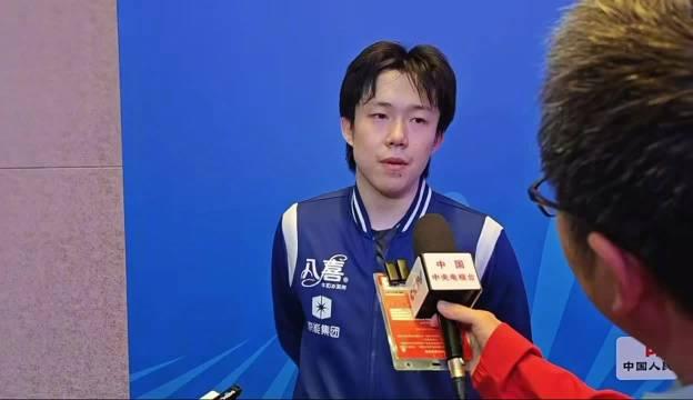 王楚钦称樊振东世界最强，全运会男单半决赛对决
王楚钦说樊振东世界最强 全运会乒乓