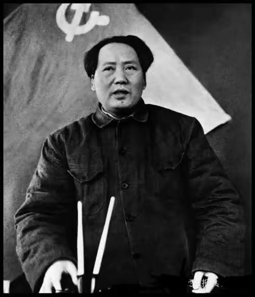 你要是翻开世界地图，拿支红笔圈出美国打过仗、炸过的地方，那密密麻麻的圈能把人看花