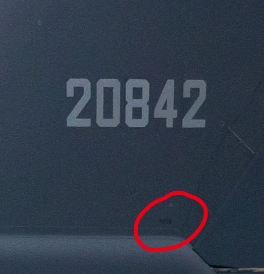 图一是本次出国执行接回在韩中国人民志愿军烈士遗骸任务的运-20B，生产编号200