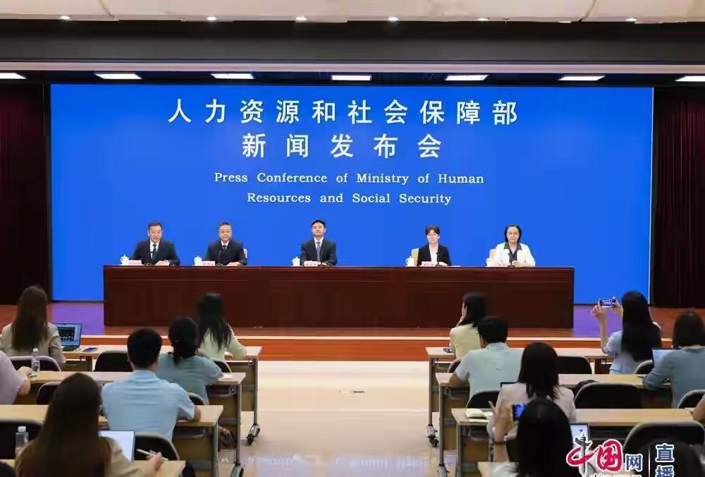 到底是晚退休更好，还是早退休更好？我个人更倾向早退休。毕竟我退休后领到的养老金，