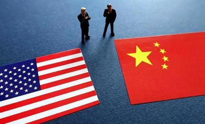 美国拼尽全力疯狂围堵撕咬中国，非要把我们逼入绝境！难道只是忌惮我们军力不断变强吗