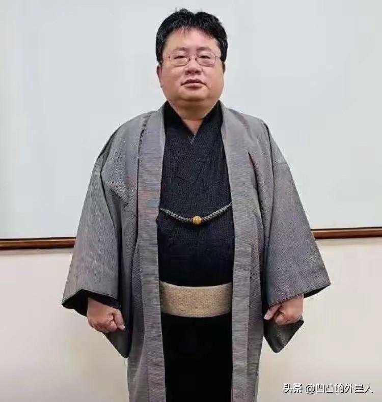 万万没想到
高市早苗反华，背后竟然是两个中国败类在出谋划策？
一个叫石平太郎，一