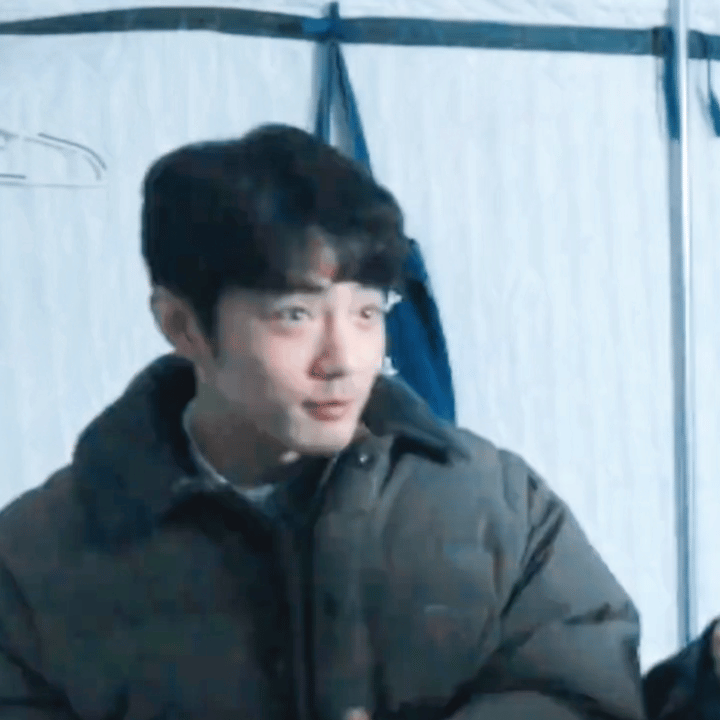 肖战倪大红模仿肖战撒娇肖战小城良方吵不过也打不过肖战小城良方被气的兔牙都出来了肖