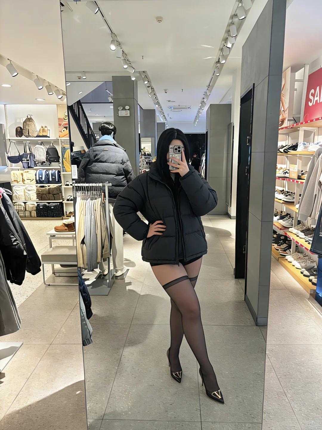 如何看待求助按猪女孩呆呆一天涨粉150万