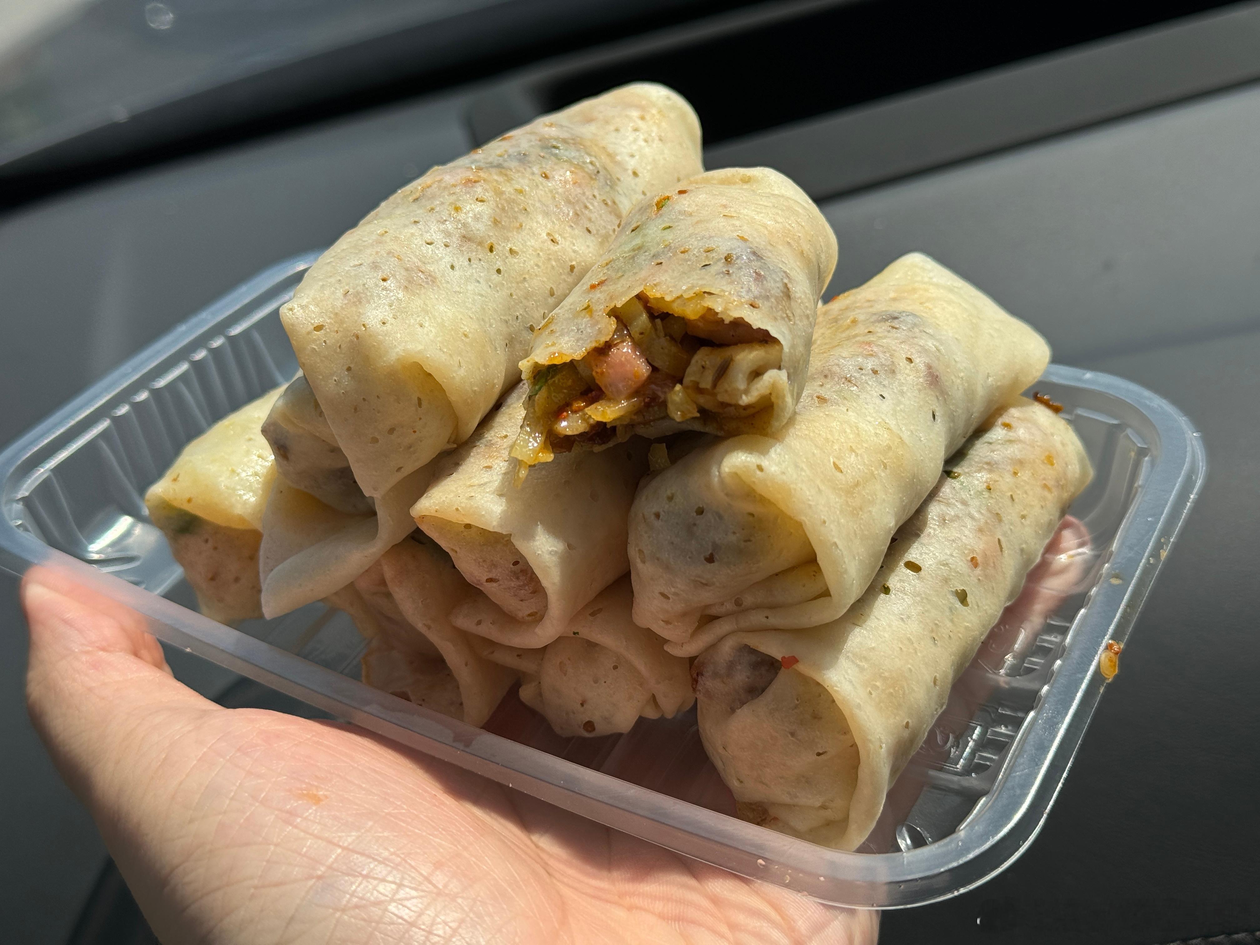 传说中的盘锦烤串儿卷饼和拌饭都吃上了！可以！[色]  ​​​
