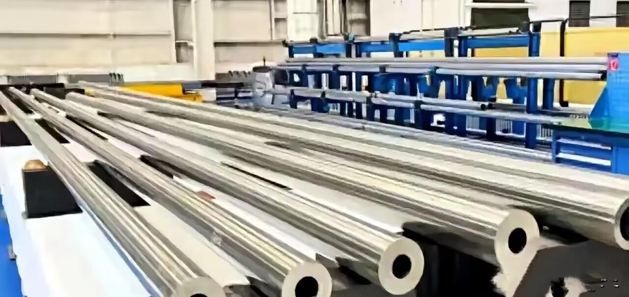 这一回，中国制造真是狠狠出了一口恶气！内蒙古传来惊天捷报，北重集团耗时13年，终