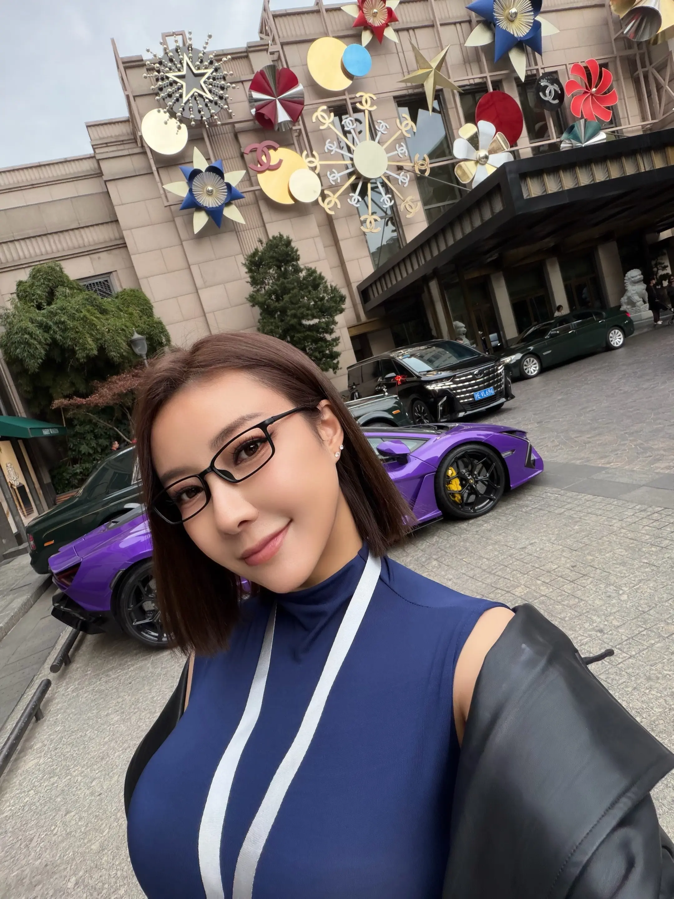 就这个紫啧～💜。直播在这里