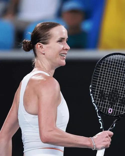 高芙和乌克兰31岁老将斯维托丽娜的四分之决赛，本被看好的美国年轻骁将高芙大概率赢