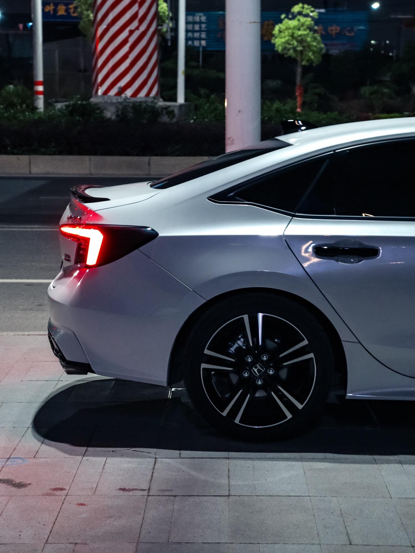 型格有人说它丑，有人说它帅，怎么说呢，各有所爱，希望你们每一辆车，都源于热爱