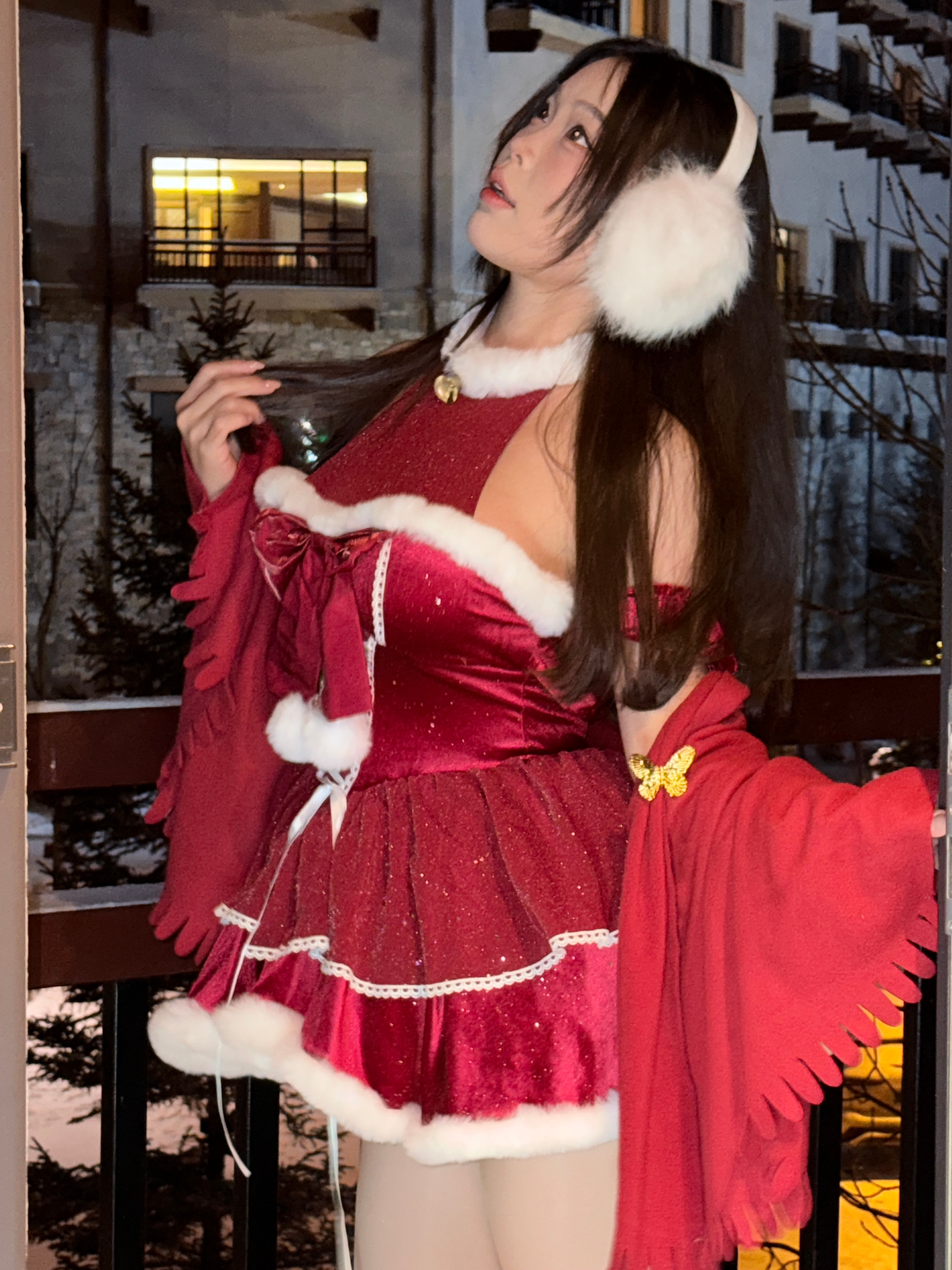 湄拉红裙和披肩新款不参与满减！！！明天晚上8点前会调整价格！！要买就现在。 