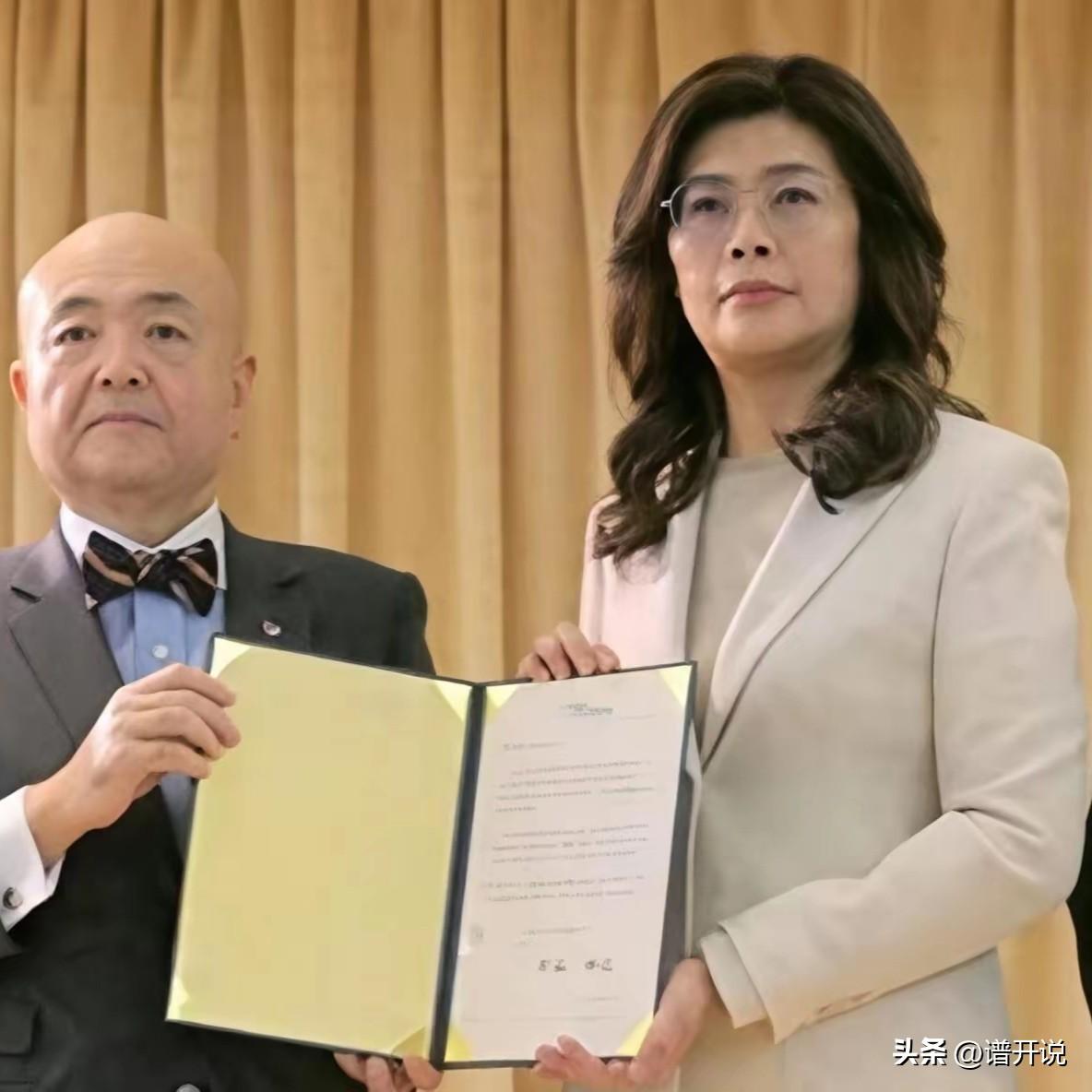 真是无药可救了！郑丽文在小日子发生地震后急不可耐的送上100万新台币当做捐助，说