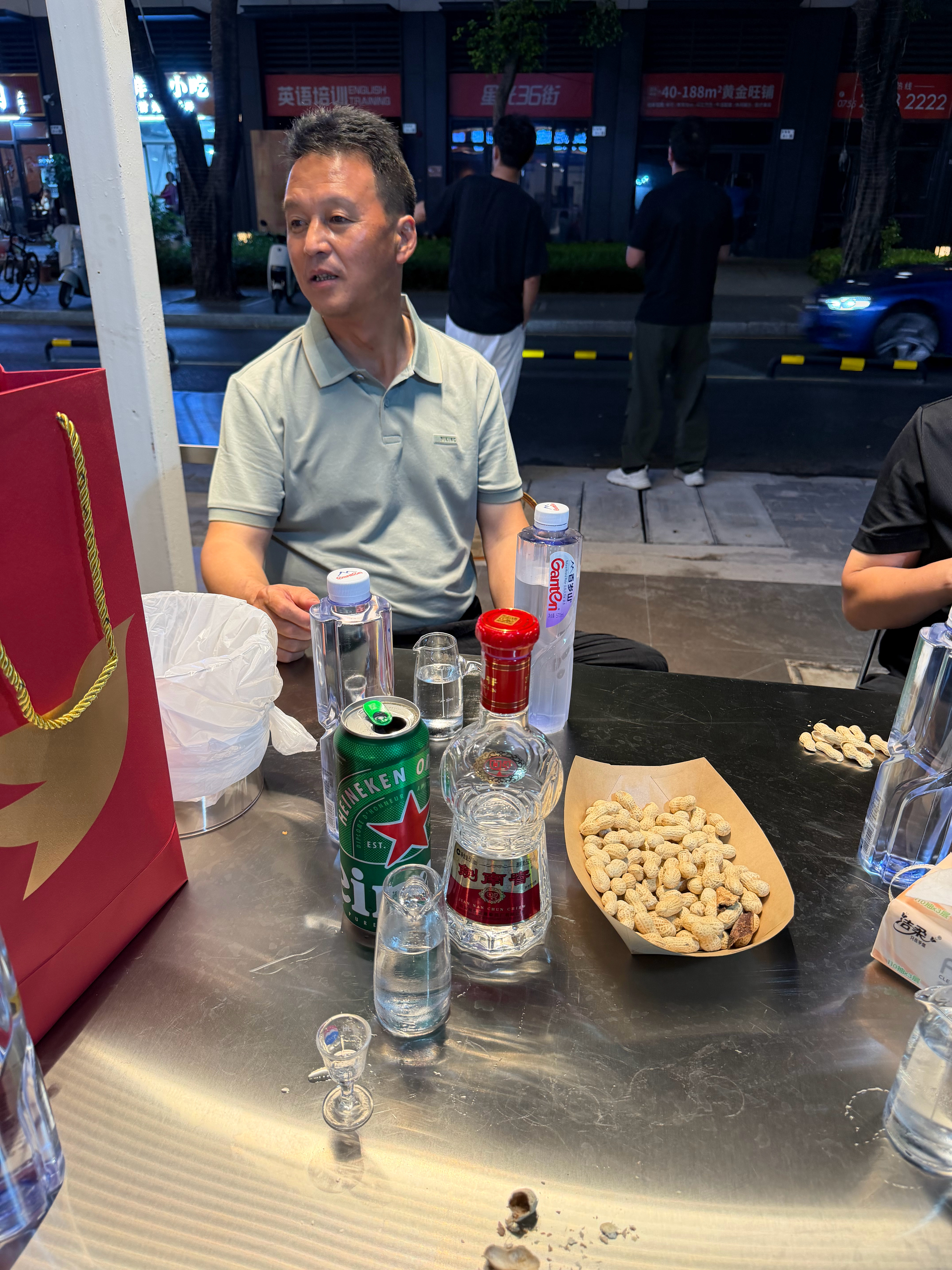 大运烧鸡最严厉的父亲来了 深圳·大运烧鸡·烧烤·精酿