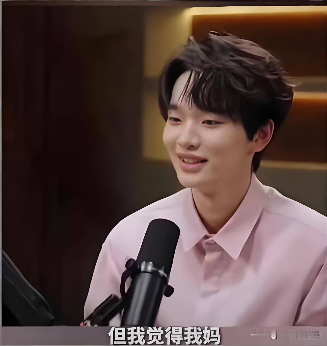 钟美美说：“我妈妈现在38岁，她现在找工作好难啊。”

鲁豫说：“一旦过了35岁