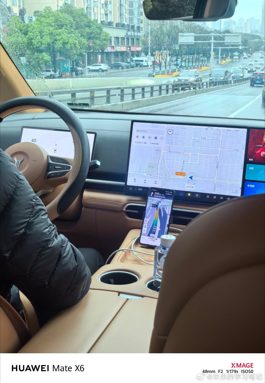 不知道大家发现没有，虽然现在网约车和运营的车辆新能源越来越多，但是很多师傅还是喜