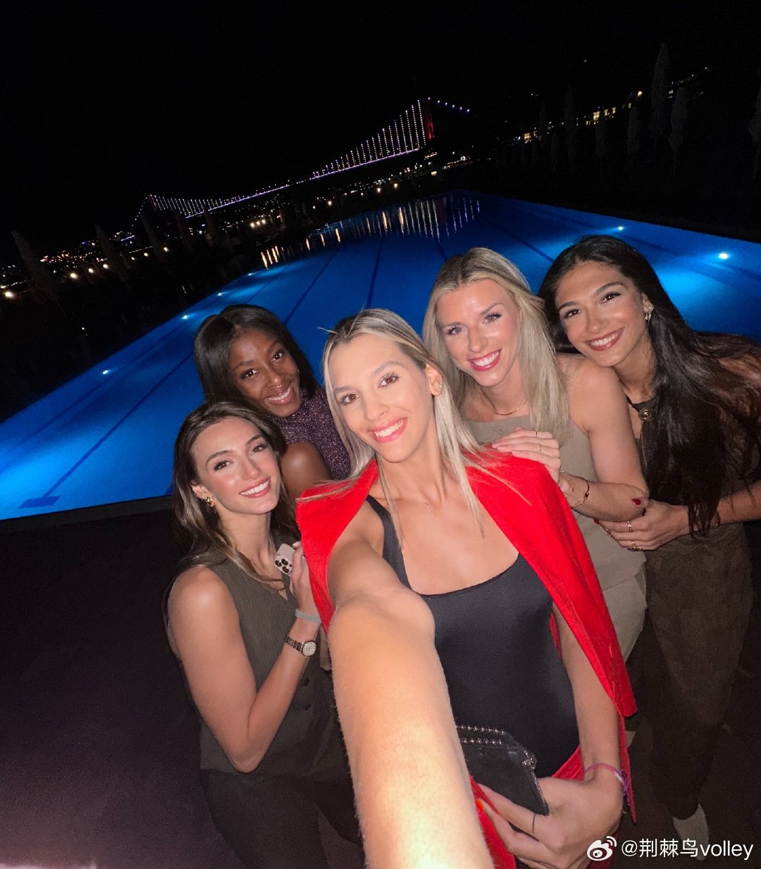 排坛美女→邦加尔茨女排 国际排坛动态