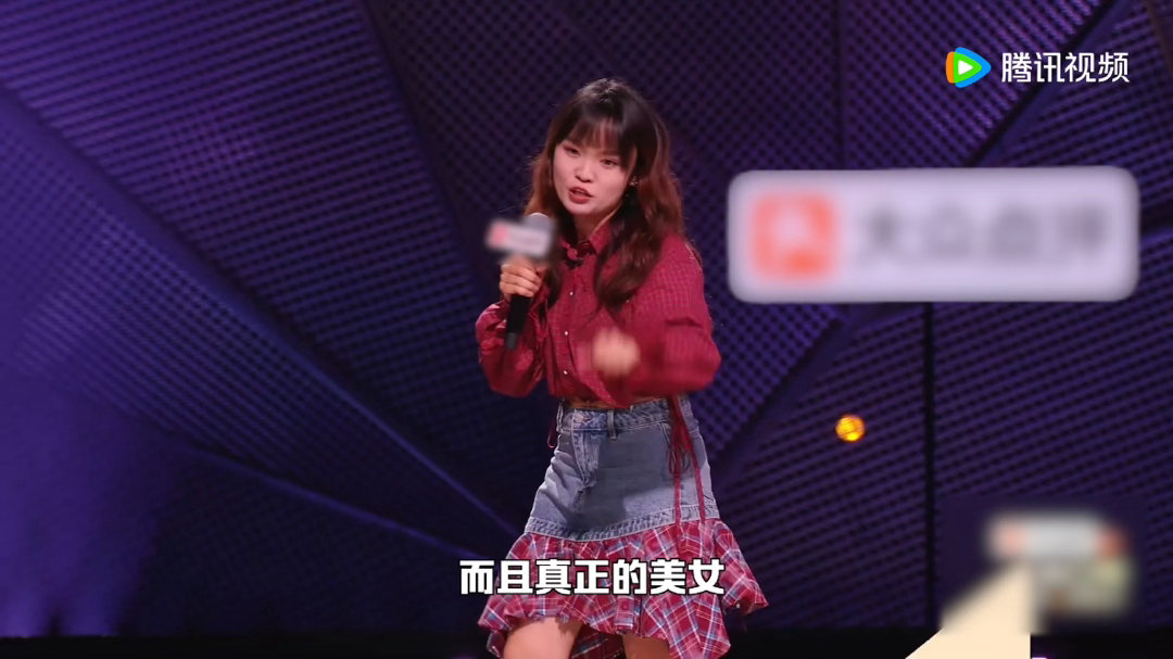周深为选手争取演唱机会 丹妮唱完周深直接帮她争取了再唱一次的机会，还认真说“你唱