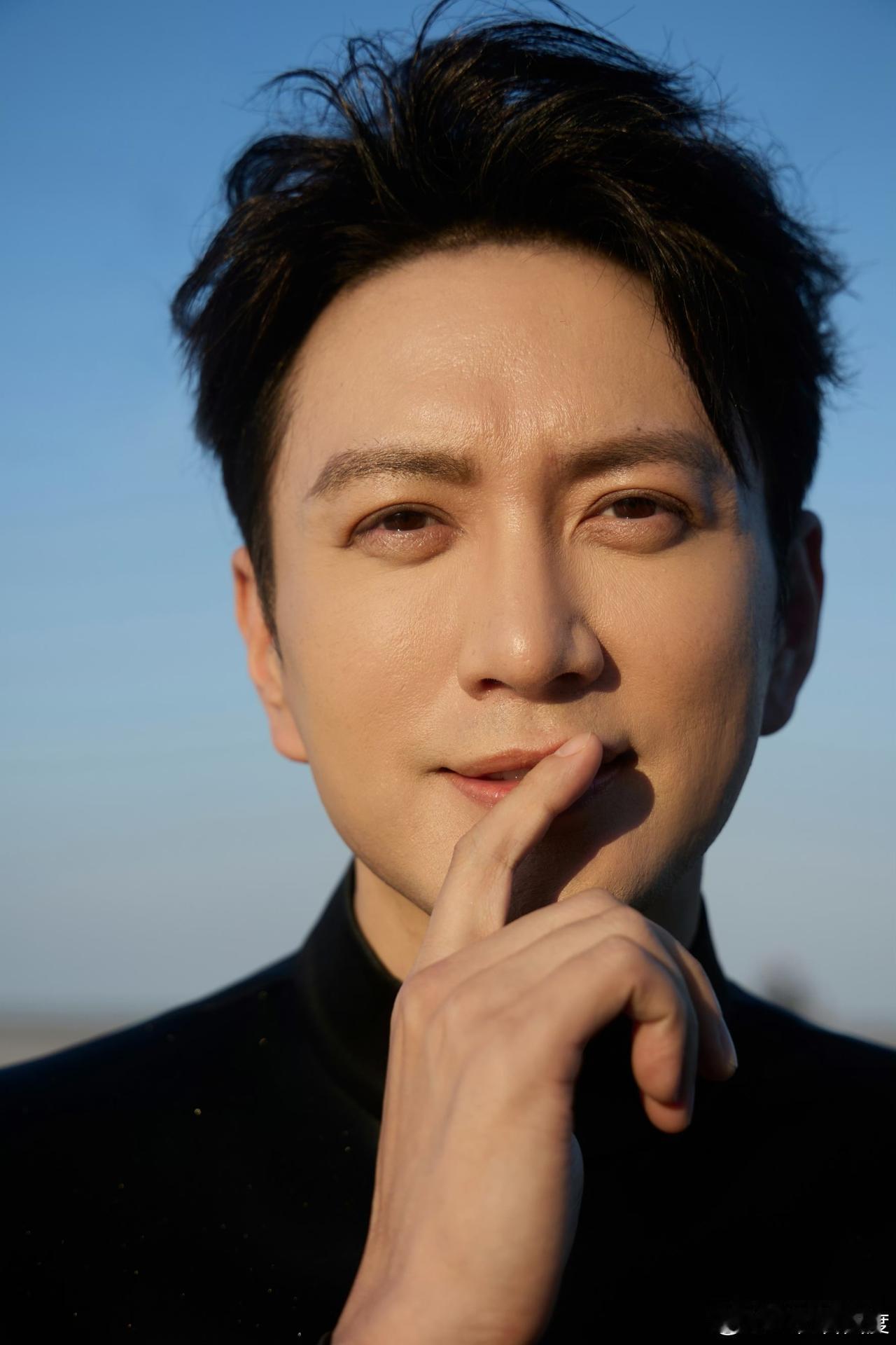 赵丽颖恭喜二哥哥获奖！
梦回《知否》中的盛明兰！
10月9日，王仁君荣获飞天奖