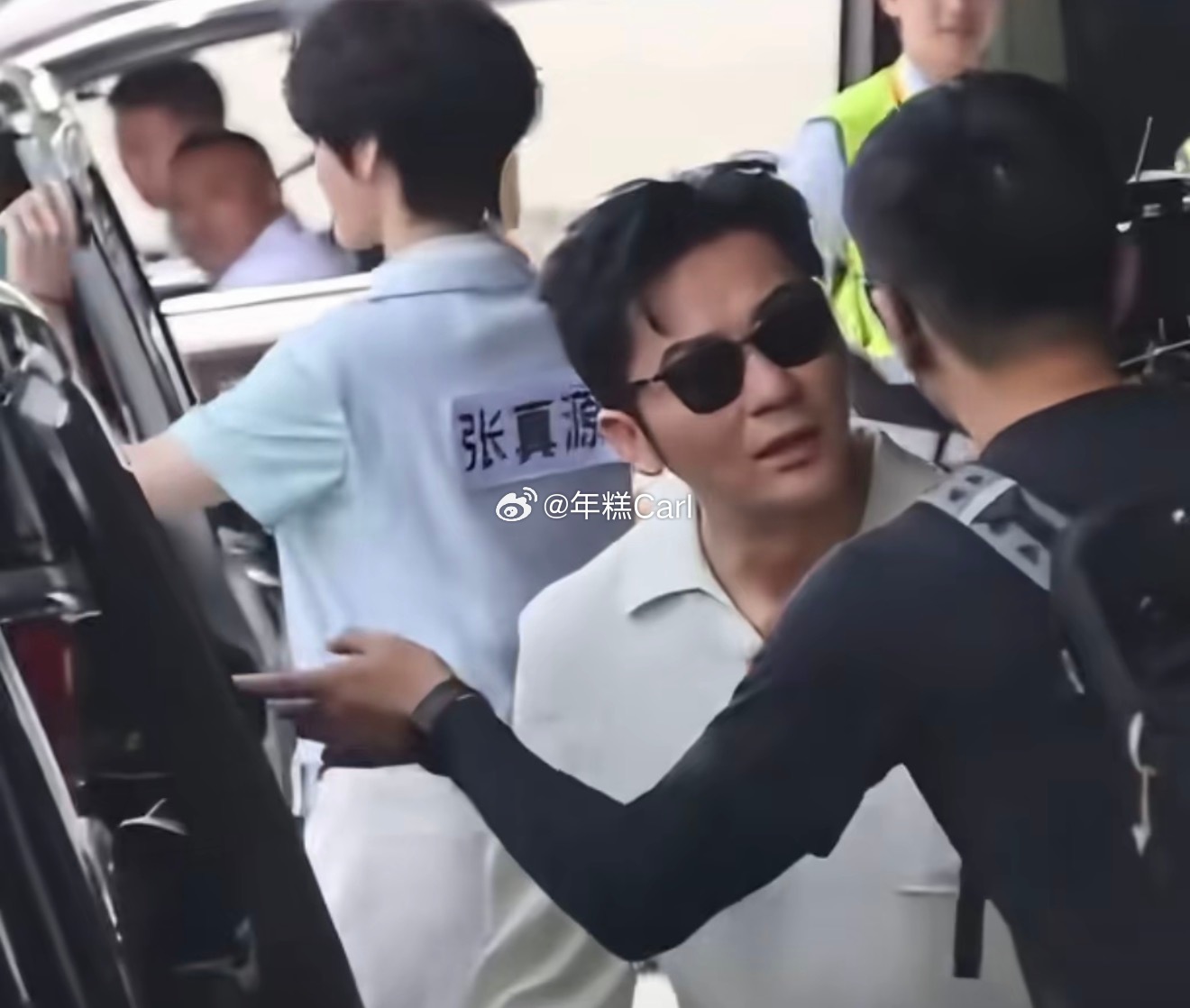 当我得知我被安排跟讨厌的人坐一辆车时belike: 