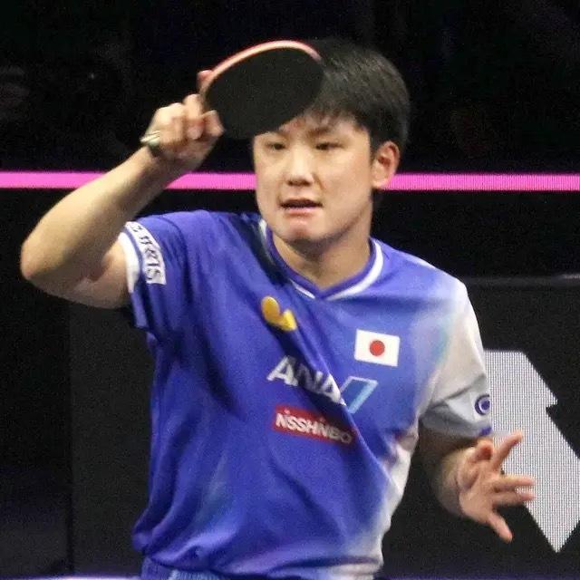 张本智和张本智和2025成都混团世界杯 新闻报道 20251213【乒乓球】围绕