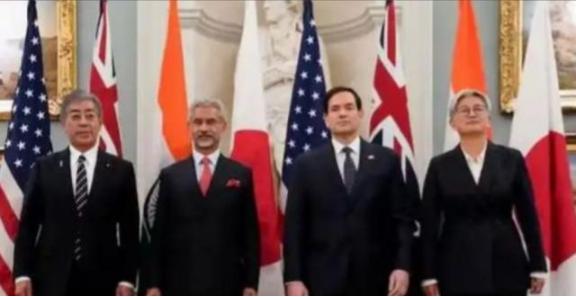 假如美日韩印越菲六国联手挑衅中国，别说打赢，光是这“联合大军”一上场，整个亚洲都