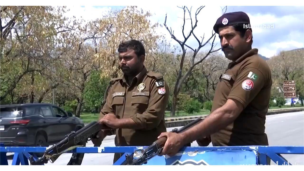 现在美国两党背后都有犹太资本有金融的传媒科技石油行业  以色列是美国的影子政府，