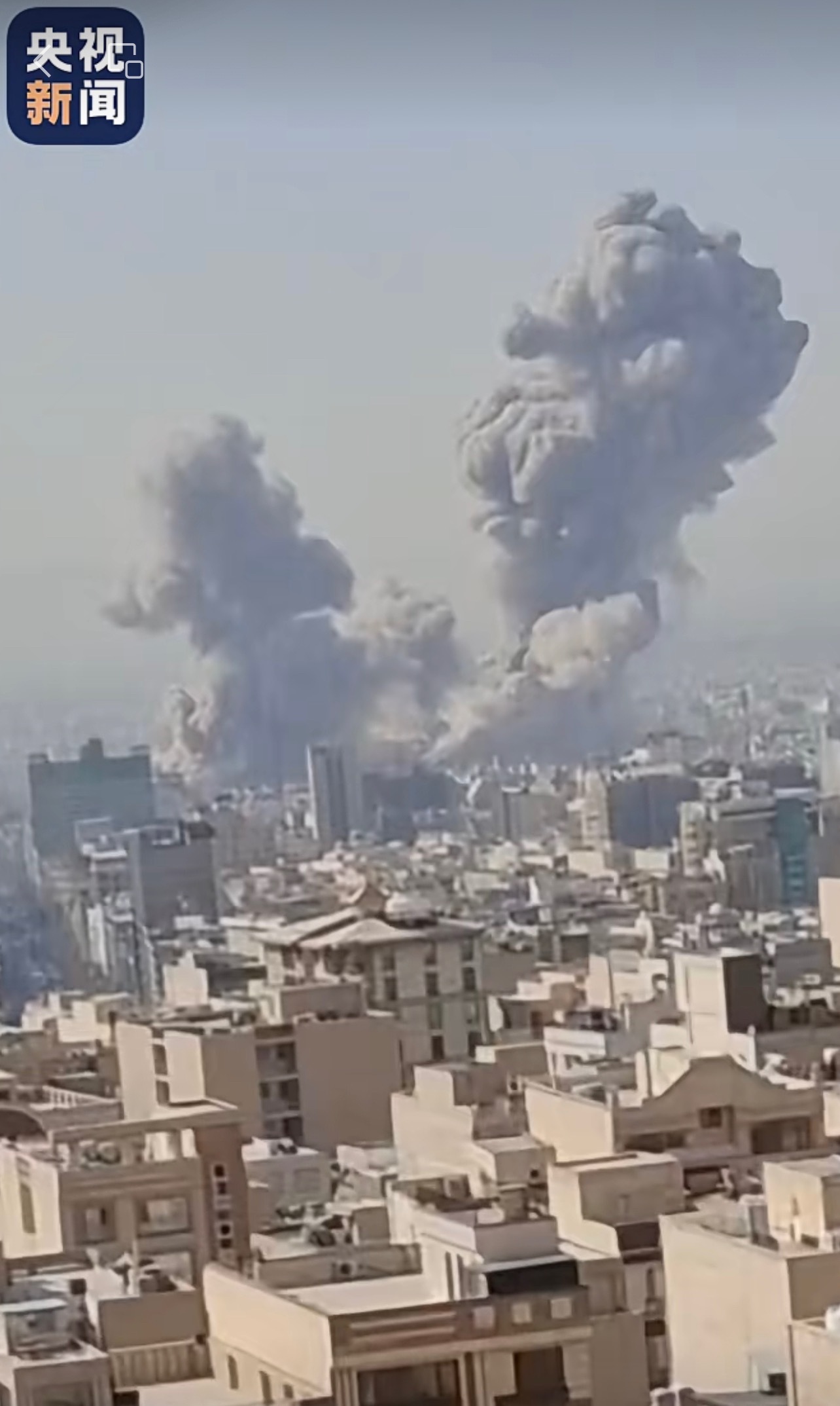 2026年2月28日，伊朗的天空被导弹撕裂。以色列与美国的联合打击终于落下。这簇