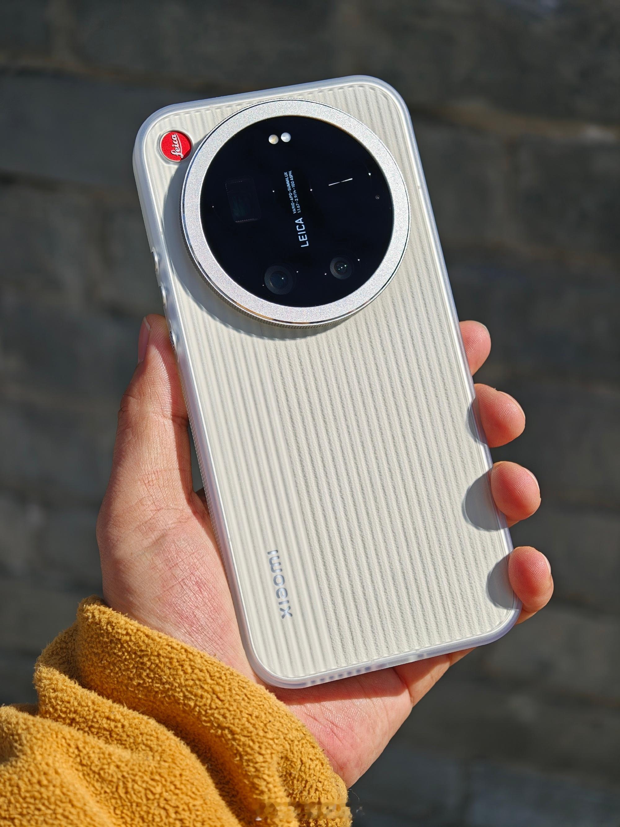 小米17ultra 真的很神奇作为今年的Ultra第一棒，它是最先发布的Ultr