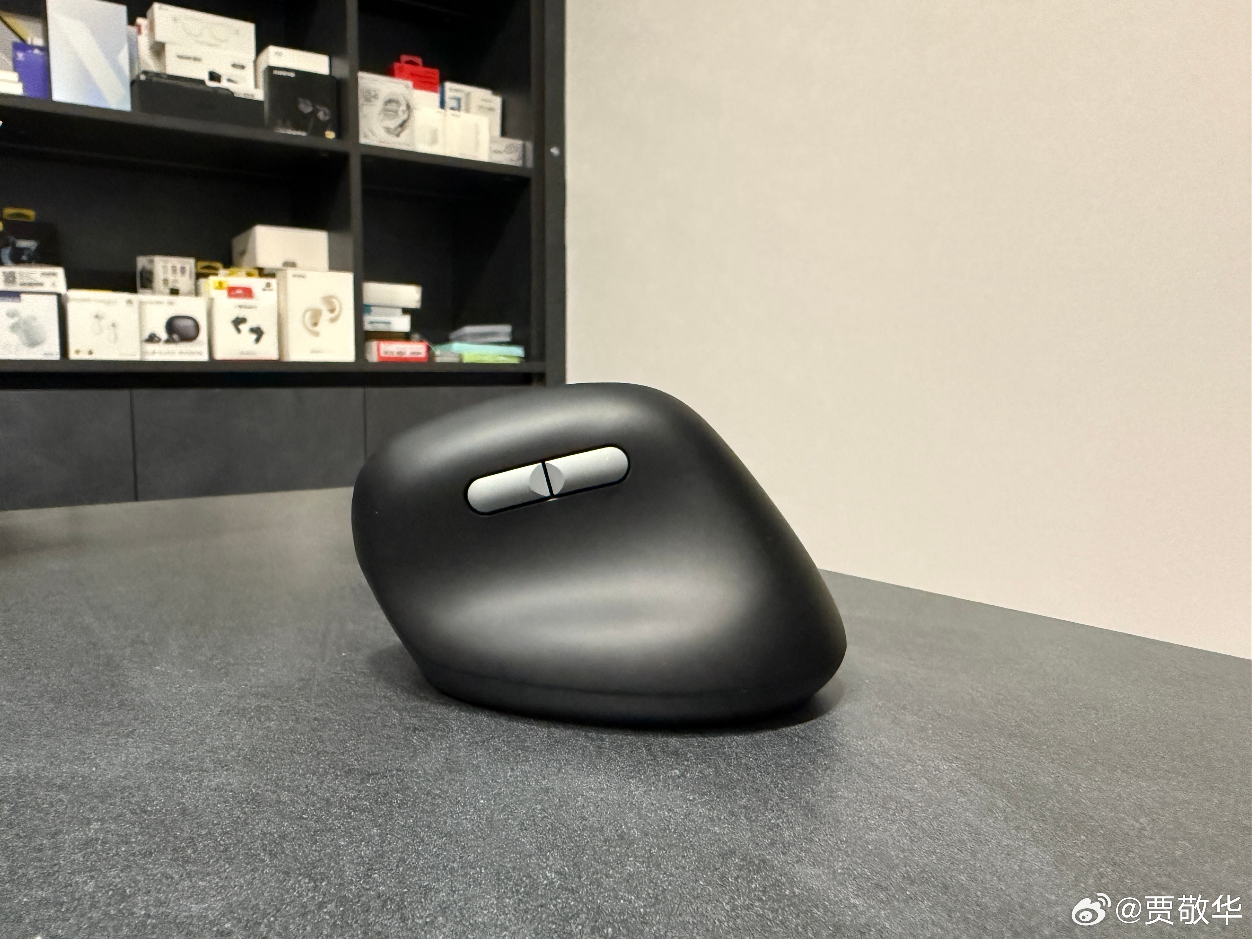 数码产品交流  刚收到一台非常有意思的鼠标，你能看出来，这台鼠标与其他鼠标的不同