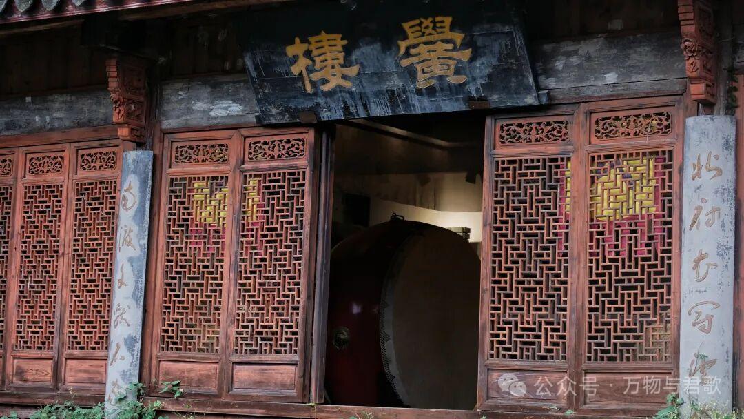 走遍家乡的大街小巷这是我们老家的一个网红打卡点，贵门书院，虽然在乡下但文化氛围很