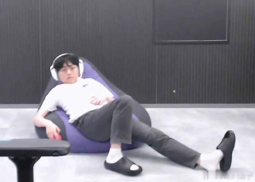 我刻意模仿都没这么像acg优创官Damwon_Gaming