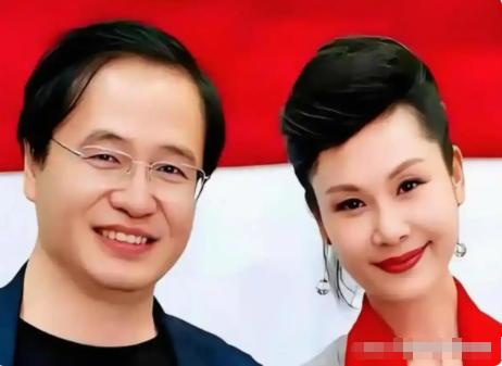 36岁的于文华抬手抬起29岁李年的下巴，豪气地说道：“小伙子，姐今天就要嫁给你了