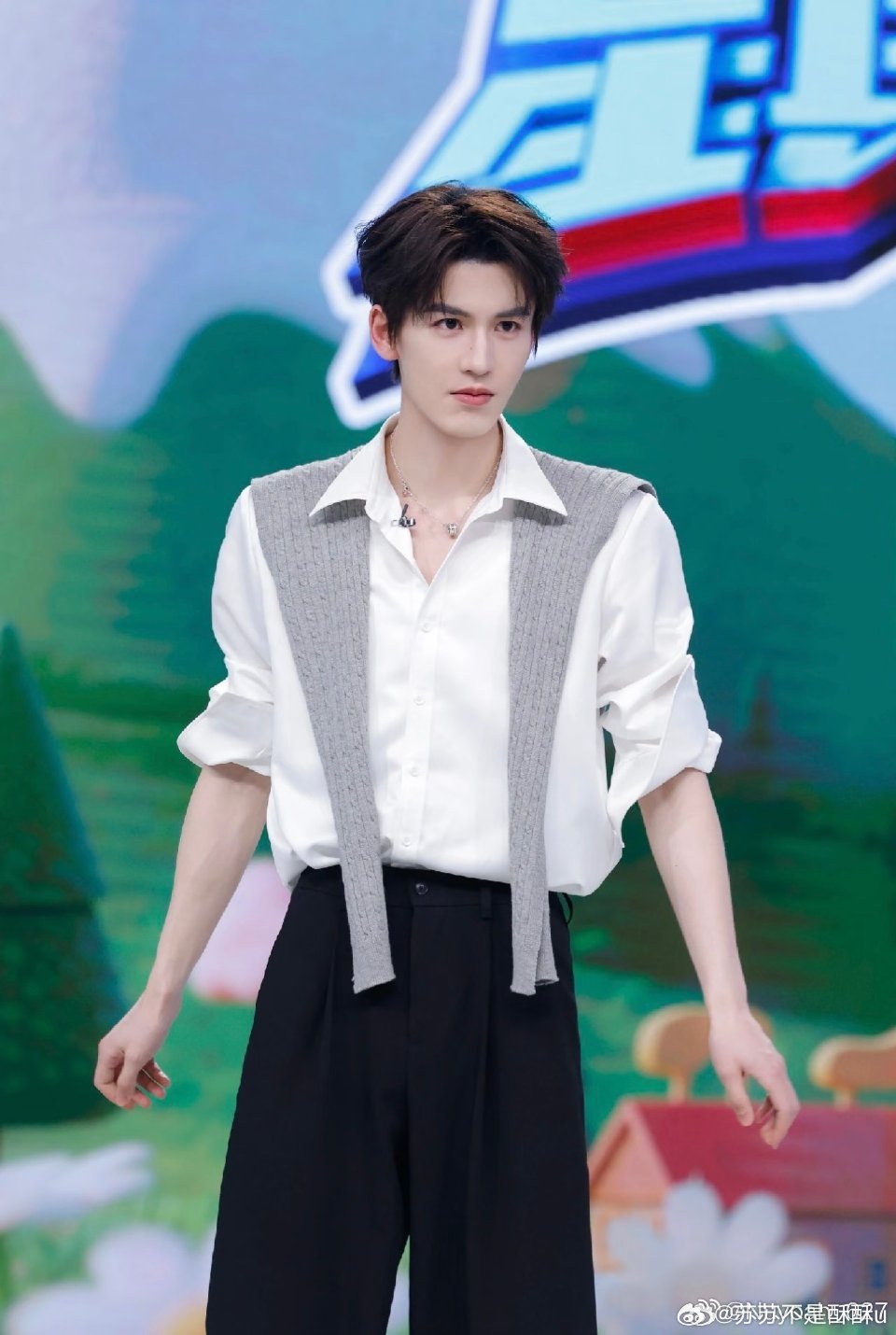 张凌赫的秘密张凌赫的秘密到底是什么？用秘密换游戏币，为了守住它拼尽全力，何老师的