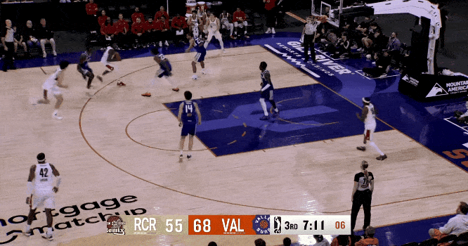 中投也有！杨瀚森今天彻底打嗨了！
在今天NBA发展联盟G联赛撕裂之城混音对阵山谷