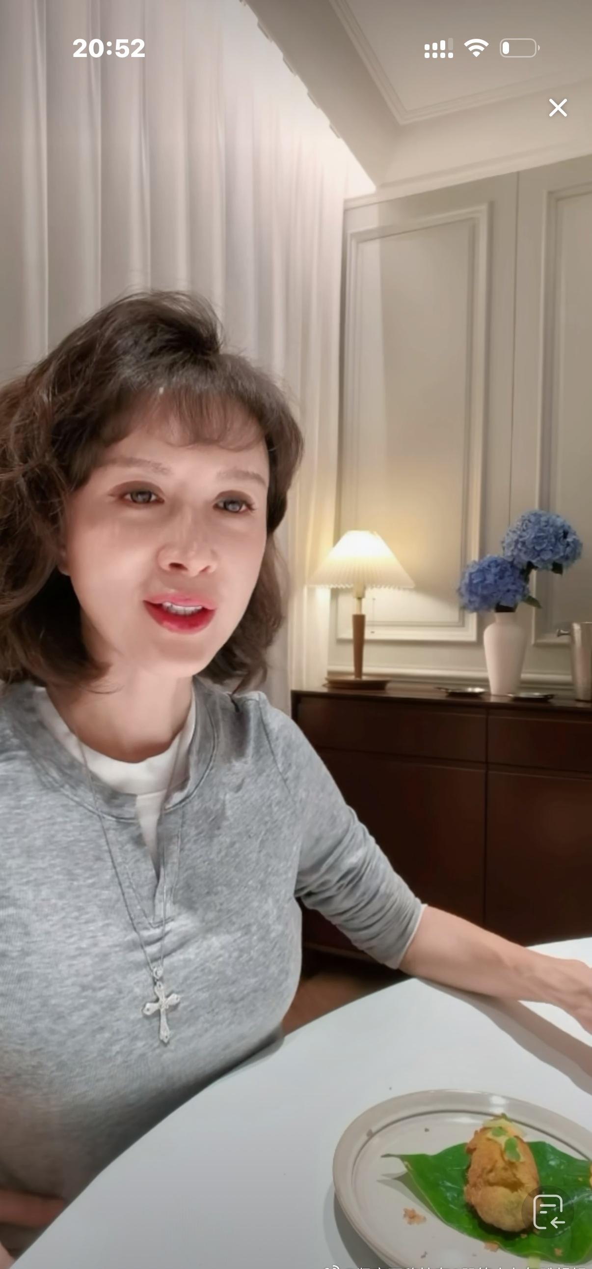 金巧巧说在昆明这次住的时间比较长，感觉到特别舒服，听着挺诱人啊，以后有机会一定去