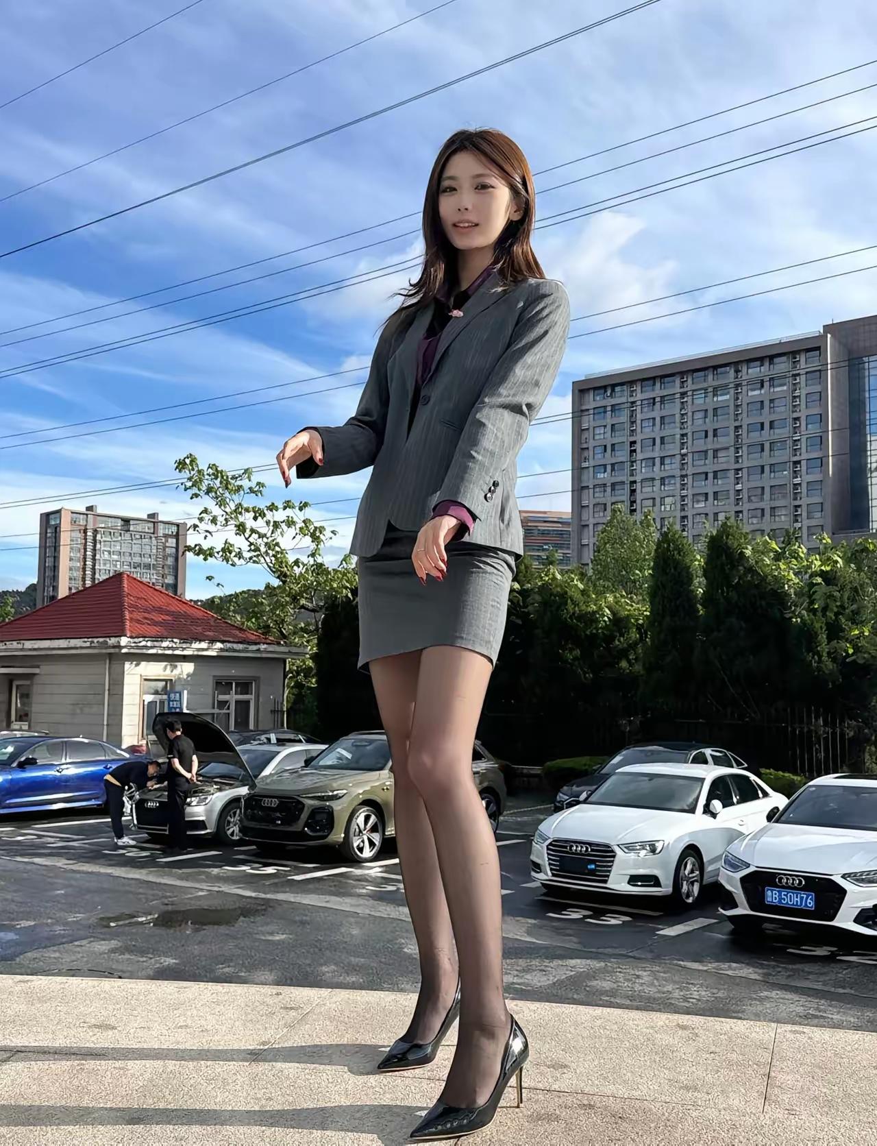 套装诱惑