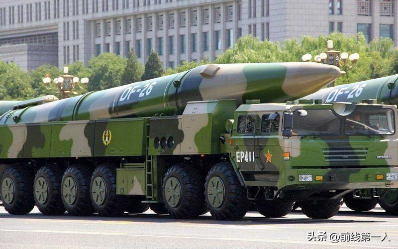 四个重装合成营顶正面，炮兵营压火力，防空营罩头顶，侦察营抓全域，再加作战支援营和