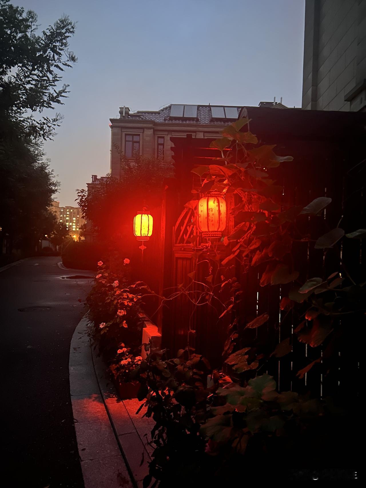 “先入为主”这个事现在被很多人用的得心应手。

我也得学学，否则很容易掉别人早就