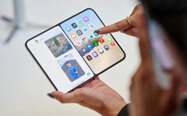 1.6万iPhone Duo首发加价6千！11月底到货的人可能血亏