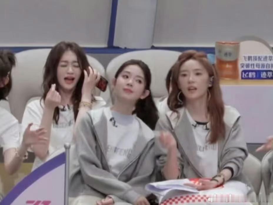 浪姐小考不怯场不假唱不记词不好听 她张嘴的那一刻我就知道稳了，不是唱功稳了，是我