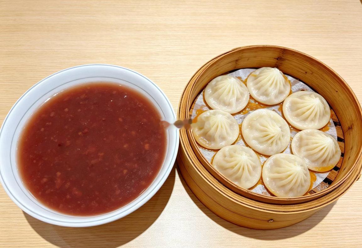早餐 | | 缸豆粥～小笼包吃好饭上好班，当好牛马。[点赞]岑先生[超话]美食分