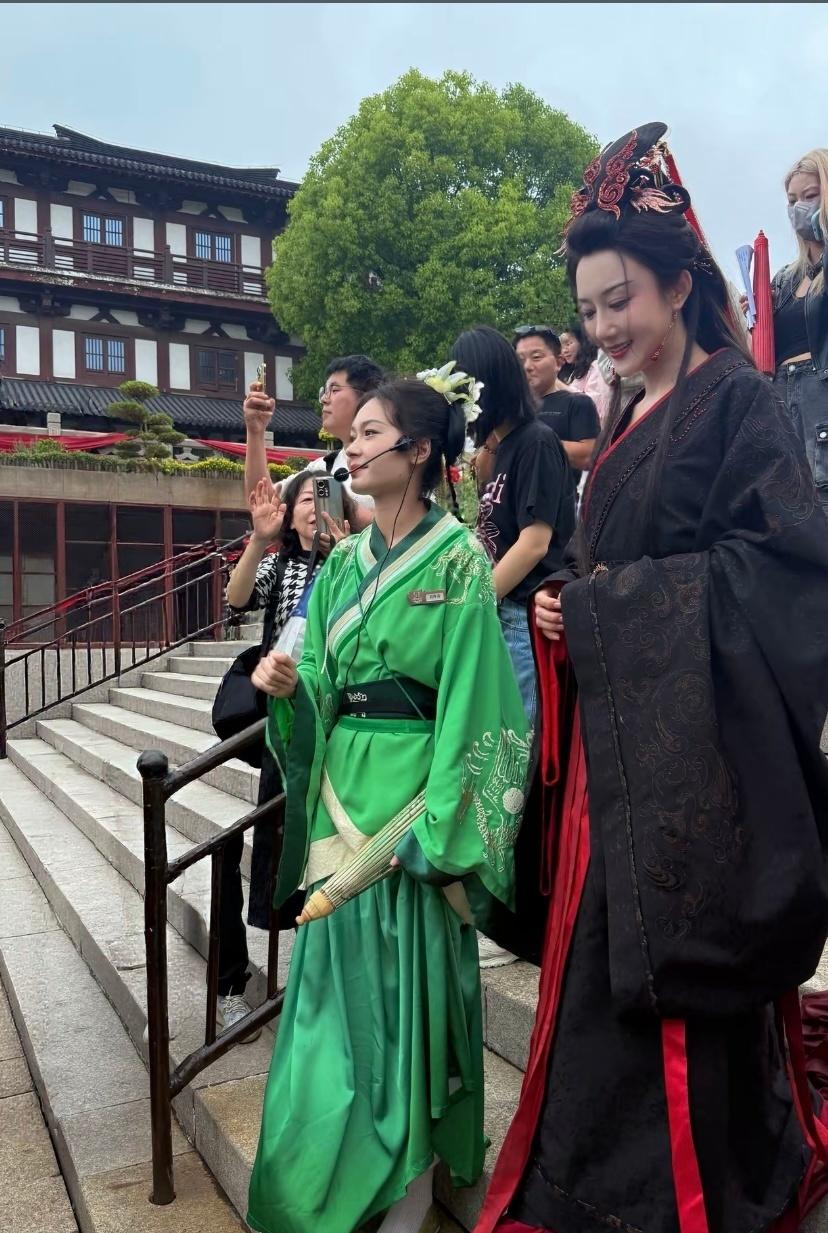 《楚汉传奇》里有一句项羽的台词，说：“你们来时，下相是否依然细雨纷纷？那正是故乡