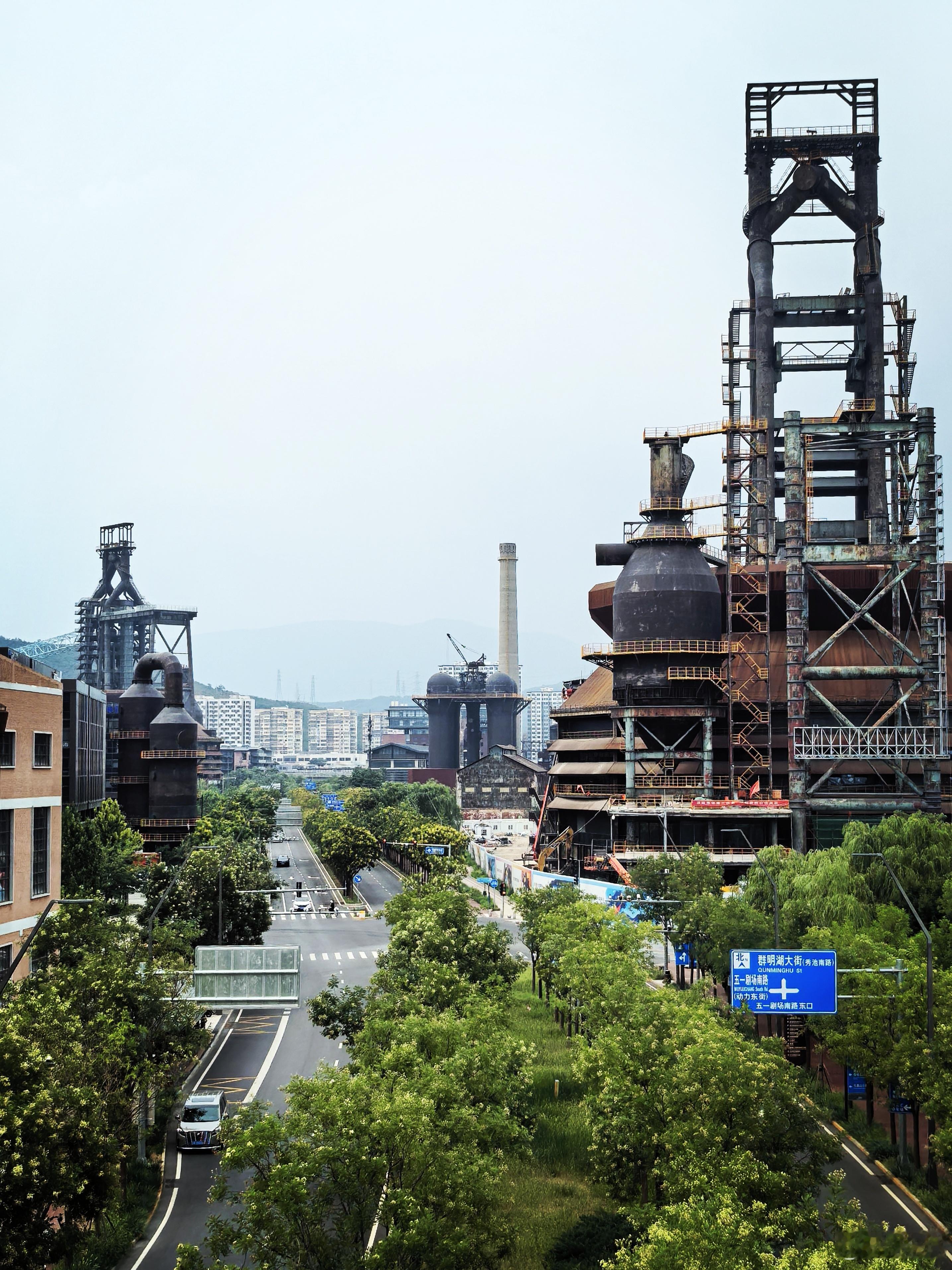 #同心之旅 复兴有我#冬奥圣地+赛博朋克快乐园…  ​​​