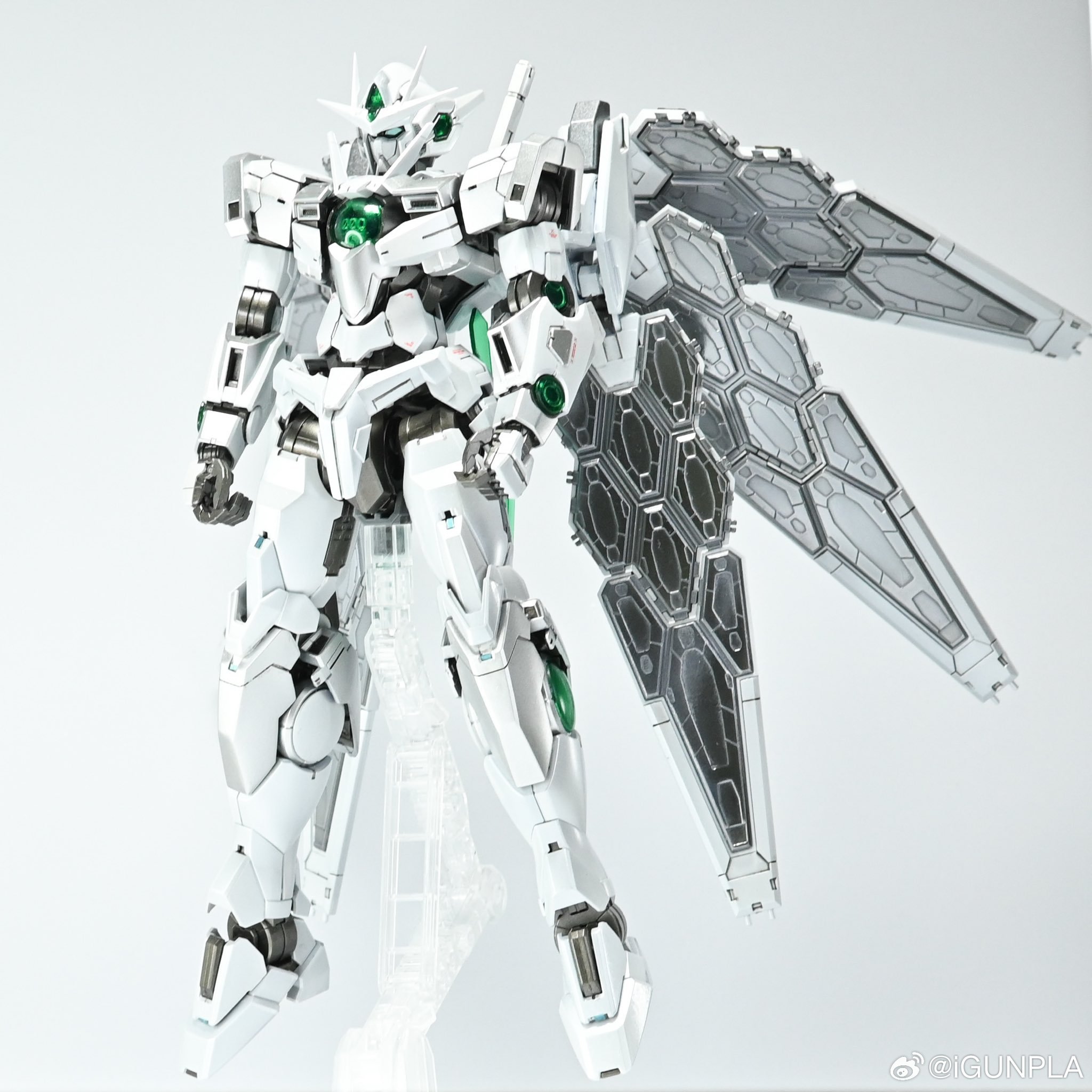 MG量子高达·玻璃羽翼装备（byデイドラ）高达模型高达模型