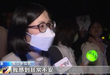 继美国900万人游行后，日本东京也发生了上万人的游行，他们堵在国会门口，只为了反