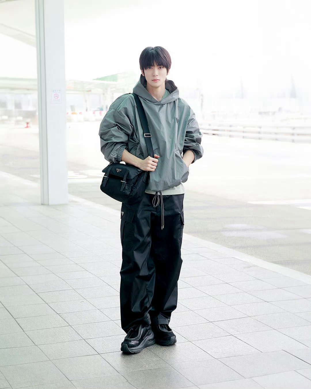 郑在玹 x Prada2023春夏男装秀2024春夏男装秀2025春夏男装秀20