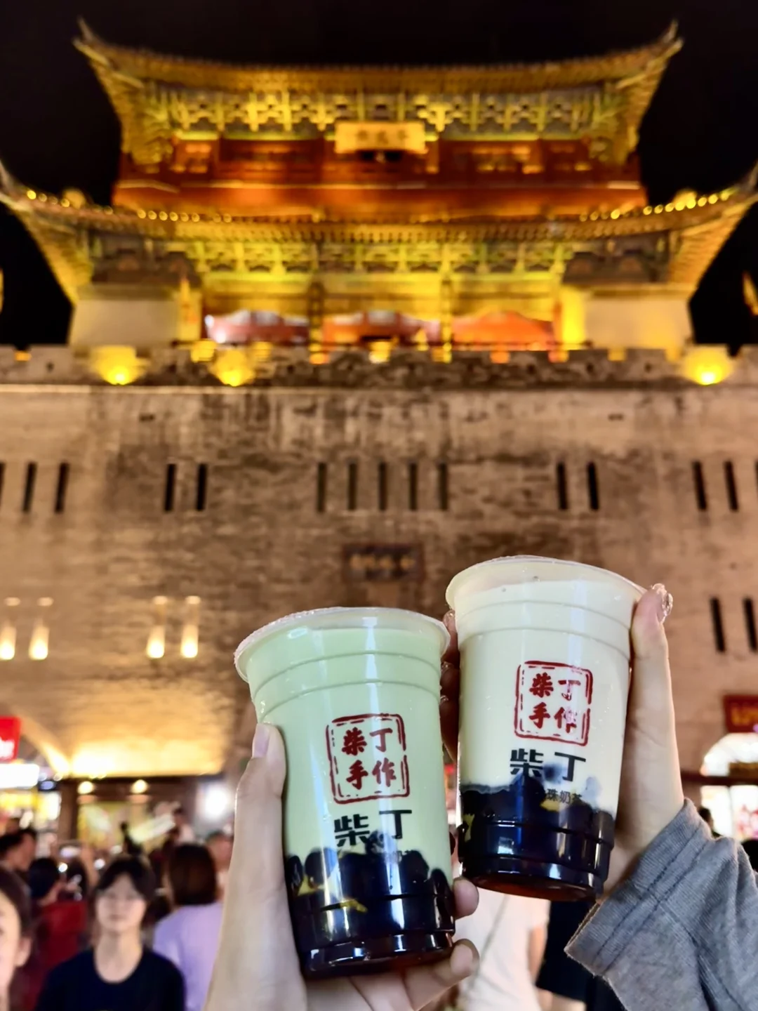 终于！！在十字街喝到了超🔥的黑糖珍珠奶茶🧋