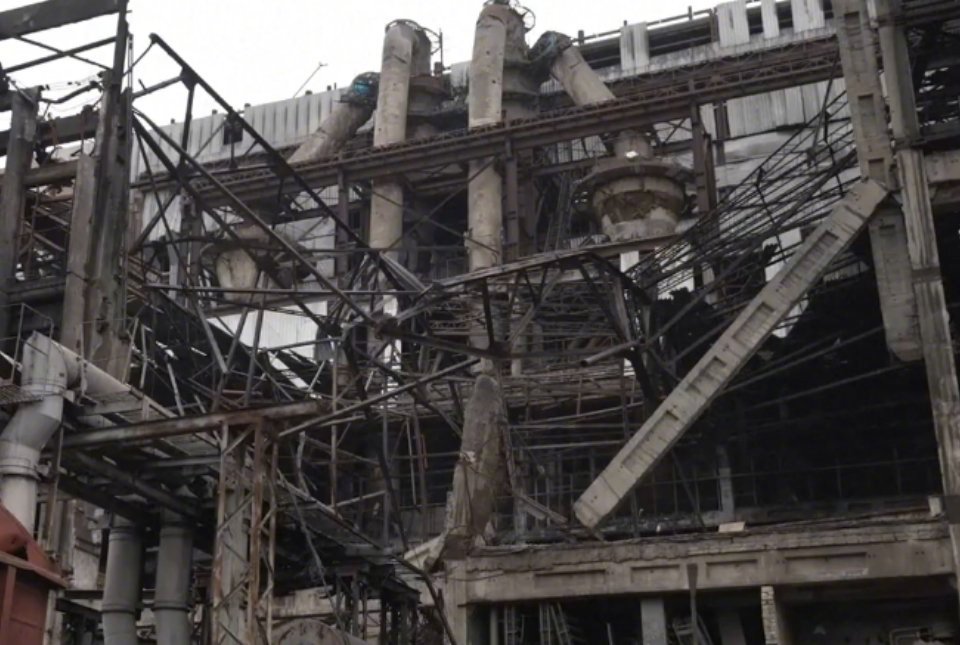 【】当地时间14日，俄国防部通报称，为回应乌军对俄罗斯境内民用设施的袭击，俄军在