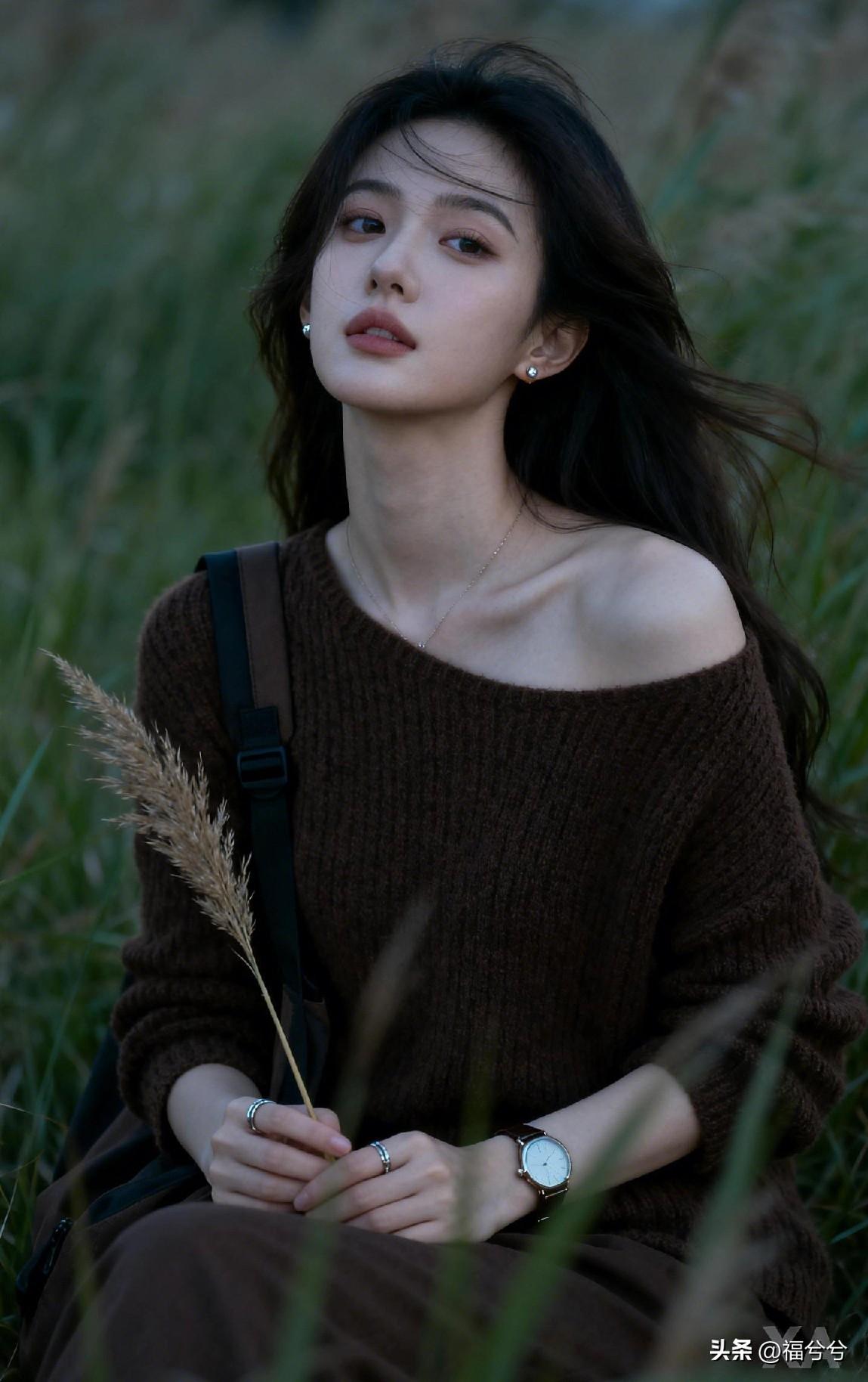 感情里最伤人的
不是吵架
不是冷战
 
是一个人满心计划未来
另一个人悄悄准备离