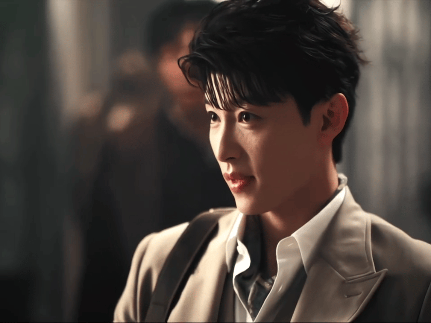 代旭一款吕子乔型帅哥确实有点像，都很帅就是了 