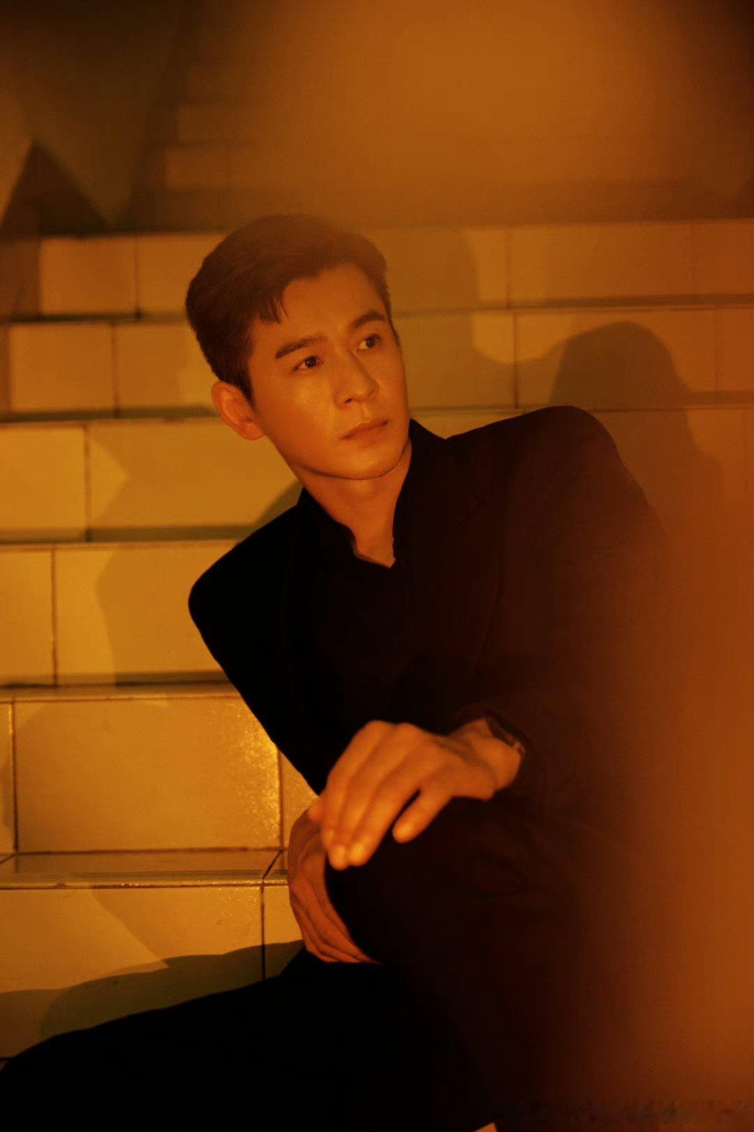 #异人之下乔振宇看到年轻的自己#异人之下你是知道我们想看什么的呀，乔振宇的这个气